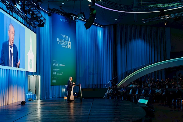 Keynote-Vortrag beim EL Congress 2025 im Kursaal Bern – Kongressfotografie und Eventdokumentation von Voll Toll GmbH, Fotografinnen in Bern.